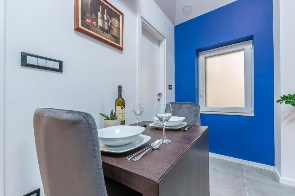 X Boutique Marinac Studio Apartments & Rooms Sibenik Ngoại thất bức ảnh