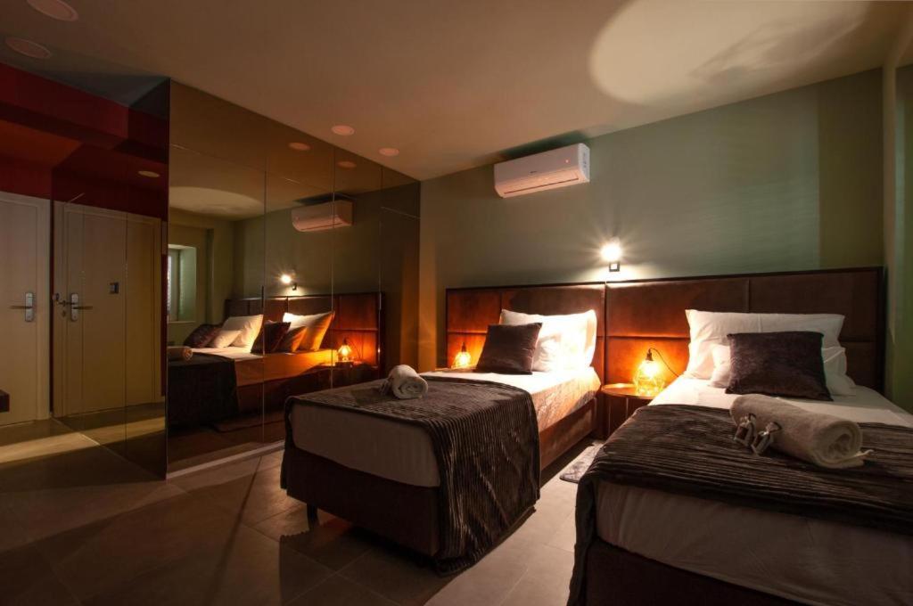 X Boutique Marinac Studio Apartments & Rooms Sibenik Ngoại thất bức ảnh