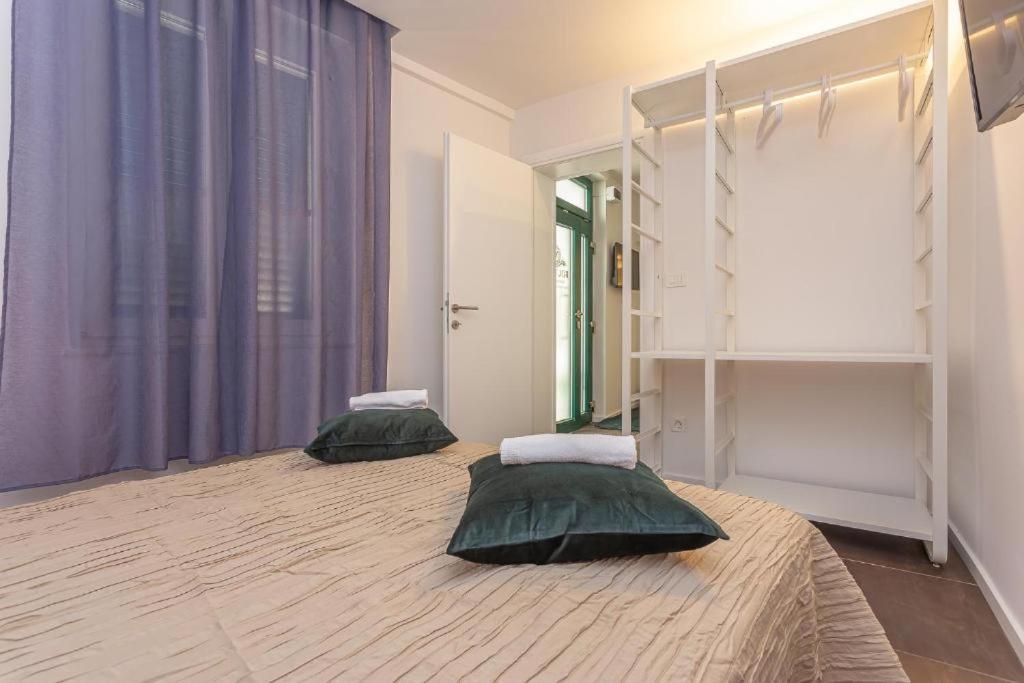 X Boutique Marinac Studio Apartments & Rooms Sibenik Ngoại thất bức ảnh
